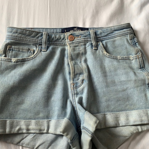 HOLLISTER BOYFREIND SHORTS - Picture 1 of 3
